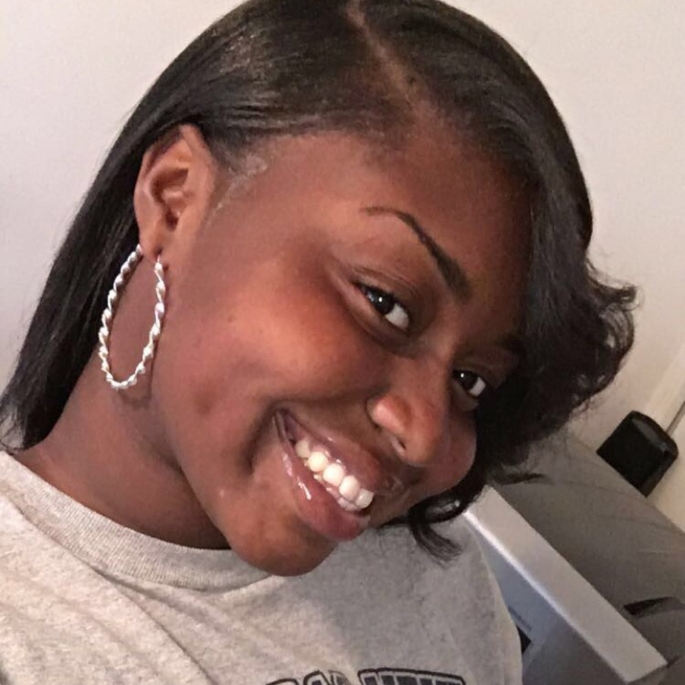 Meet your Posher, Tiara